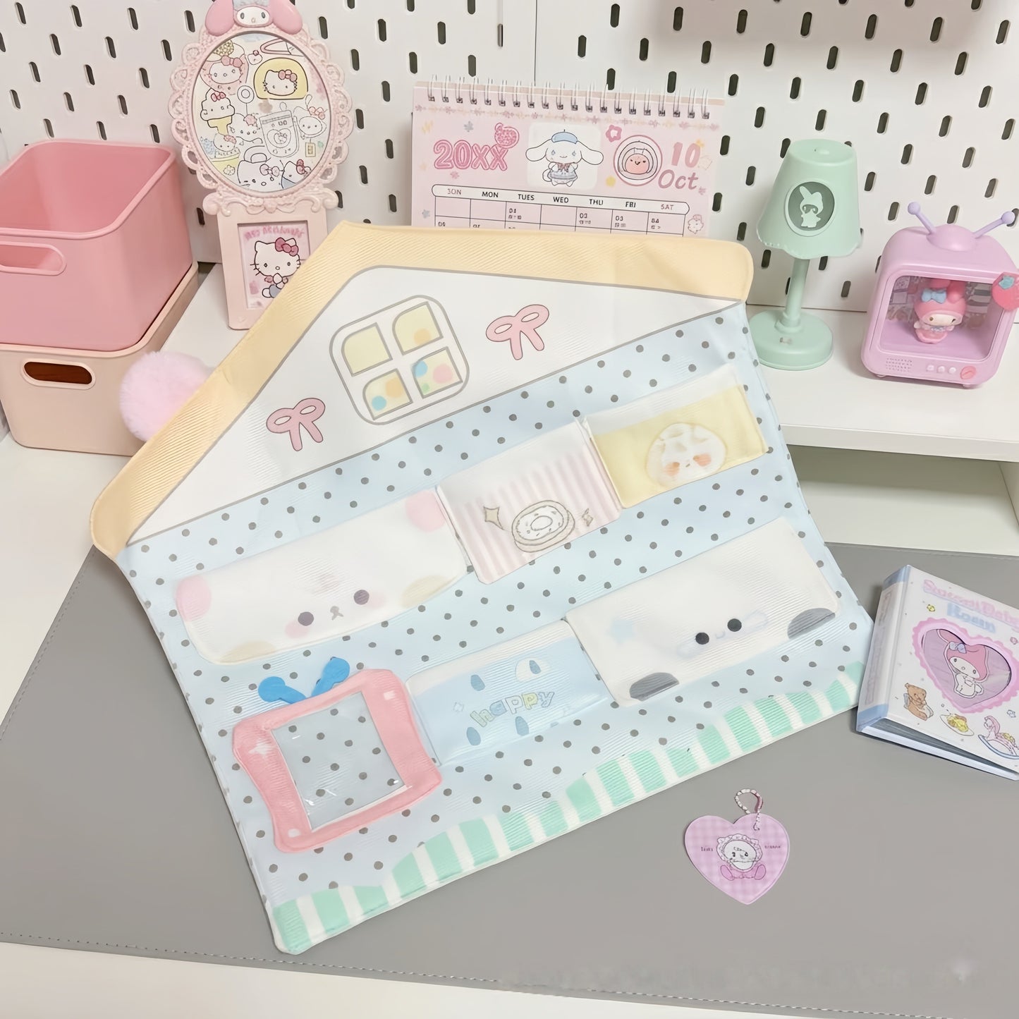 Kawaii House-Shaped Hanging Organizer
